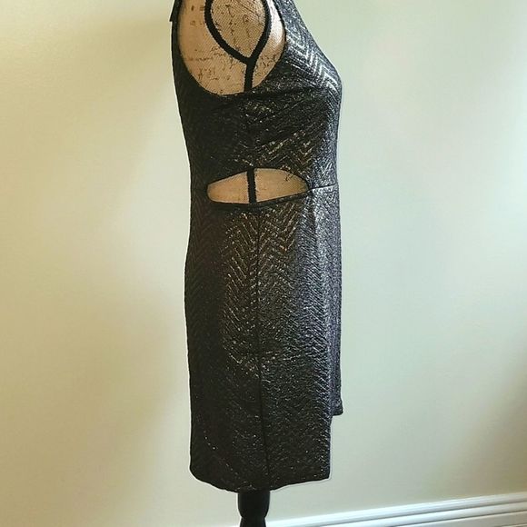 The Moon black and gold dress - Picture 2 of 4